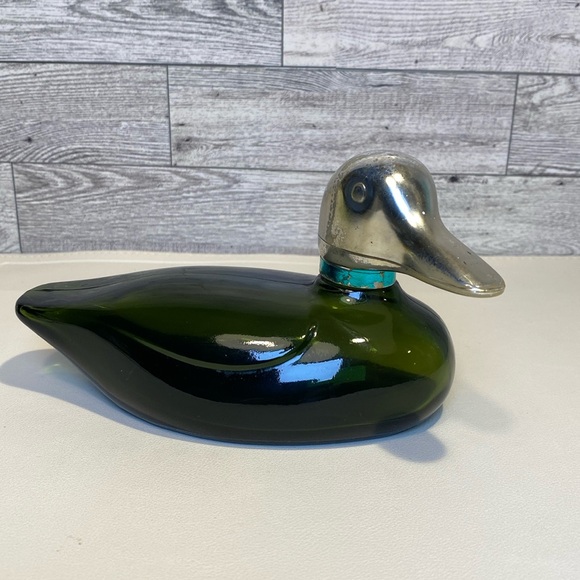 Vintage Avon Green Glass Mallard Duck Shaped Cologne Bottle - Picture 1 of 12